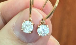 1克拉黄色钻石多少钱 1克拉钻石多少钱