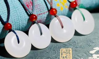 奥运会的金牌中间的玉是用什么玉做的 奥运会金牌的昆仑玉是哪里出的